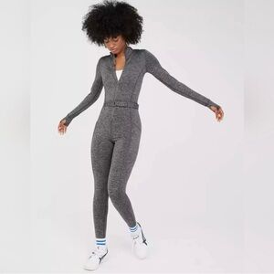 NWT Offline by Aerie Warm Up